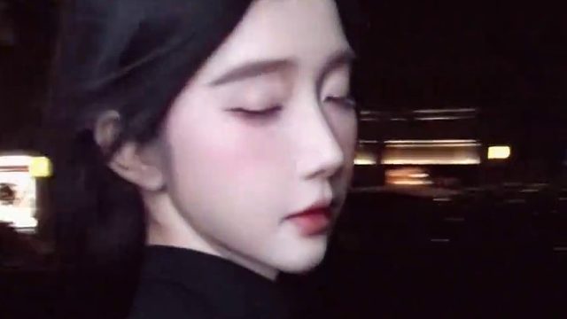 送一个飞吻给你