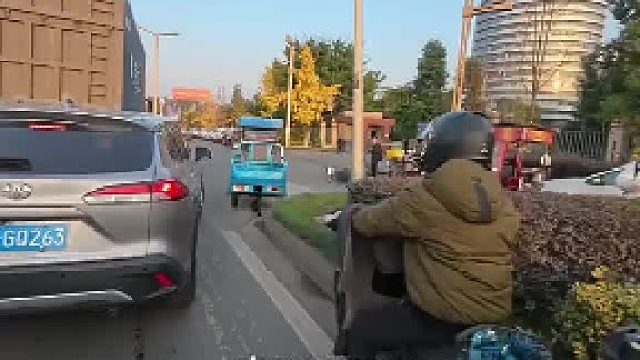 盘点刹不住车的搞笑瞬间