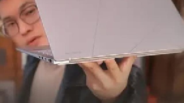 华硕灵耀14 2025 AI超轻薄本，闭眼冲