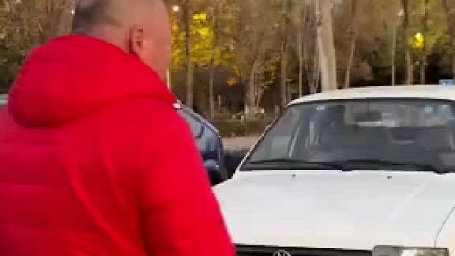 人怎么可以粗心成这样，老爸过了十五年才想起来自己买了台车