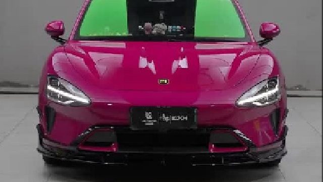 璀璨洋红就一定是女车主在开吗