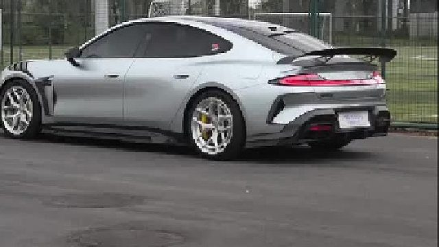 出了社会才知道30万的小米，普通人要努力一年又一年