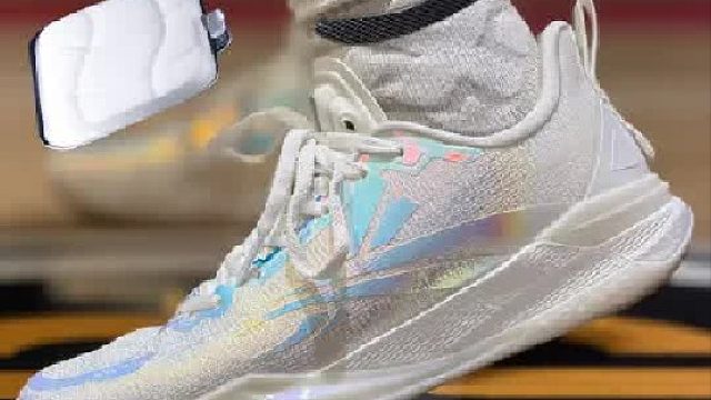 沃兰迪篮球鞋？气垫 碳板实战到底行不行？实战真实它！