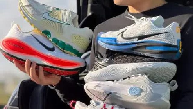 本周第二波入手球鞋开箱！新品 抄底！是不是买太多了！ 退43步说，最近小小安排一下？