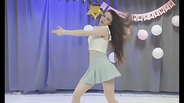 俄罗斯姑娘才艺表演24.03.26_空军(阿妮亚)00