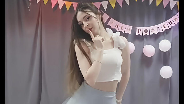 俄罗斯姑娘才艺表演24.03.26_空军(阿妮亚)01