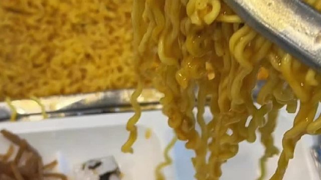 韩国大学食堂35元自助拉面怎么样？