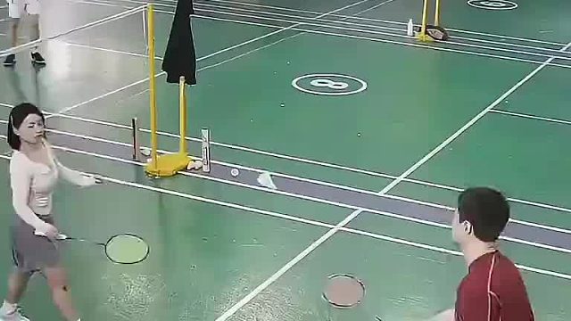 如果我前面也有个穿短裙的美女，我会打的更紧。