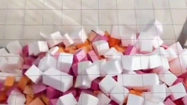 泡沫板分割 分割泡沫板的过程太了