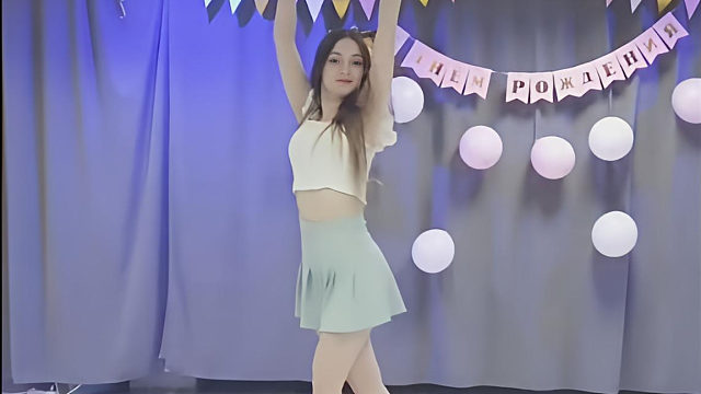 俄罗斯姑娘才艺表演24.03.26_空军(阿妮亚)06