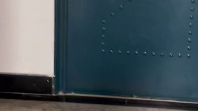 我妈说我住老破小很惨 算了跟他说不清楚