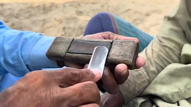 沉浸式街头剃须