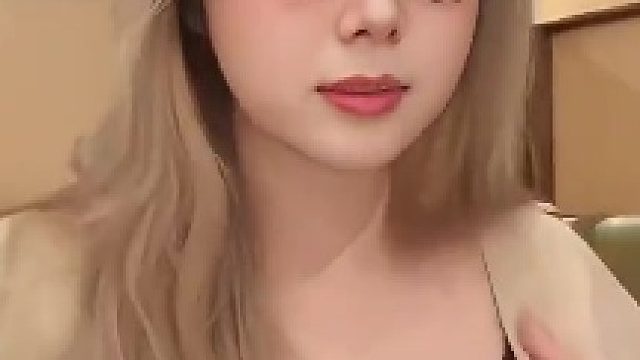 突然不讨厌眼镜妹了，