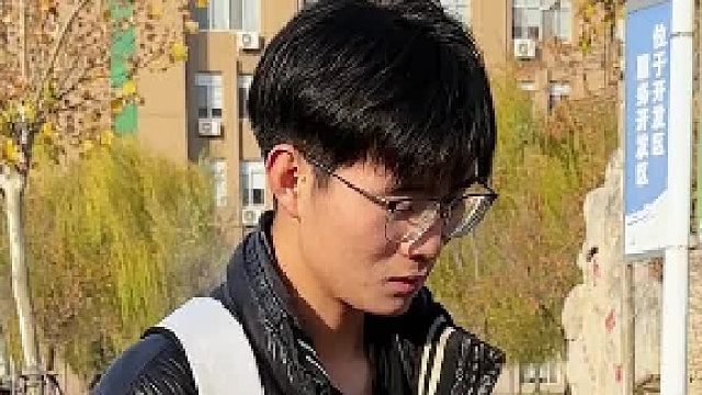 哪边胡萝卜更重？