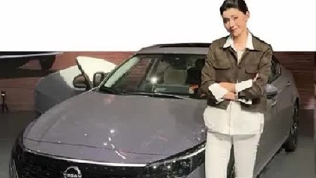 谁说燃油车不智能，天籁直接打破刻板印象！