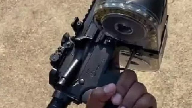 老美如何让步枪变手枪？