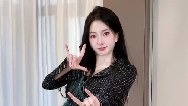 和你在一起，我秒变小孩