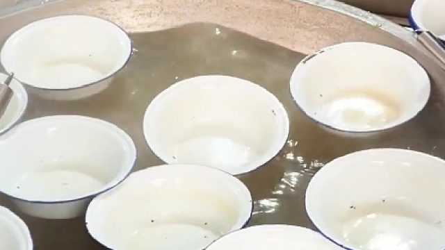 扬州高邮特色美食“水上漂”