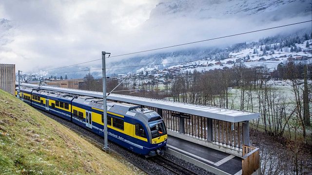 瑞士伯尔尼高地铁路BOB 格林德沃→因特拉肯