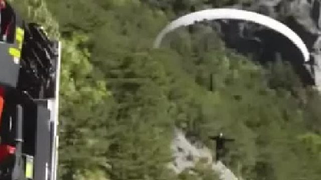 生命的意义在不断挑战自己，战胜自己！