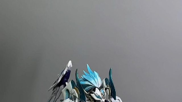 逍遥子改无双飞将  背包后面还有三把武器和手拿武器