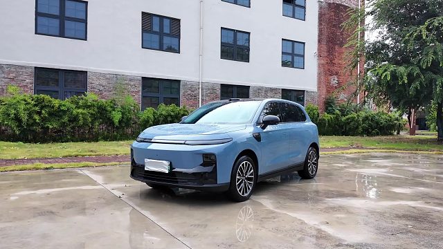 零跑B10对比宝骏云海：12万级激光雷达背后，藏了多少妥协？