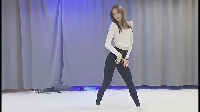 俄罗斯姑娘才艺表演24.03.31_蓝BUFF(欧丽西亚)02