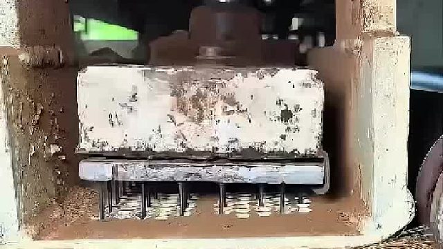 椰子纤维变废为宝加工成床垫全过程！