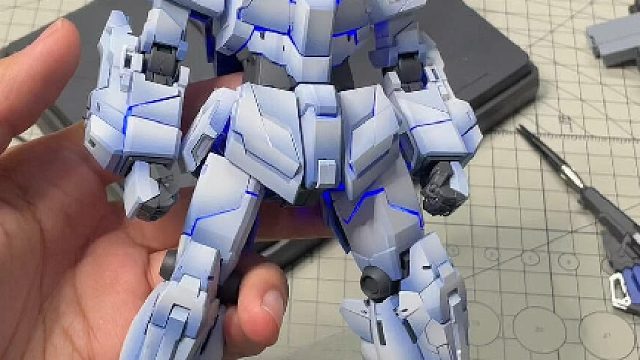 给神兽独角兽加灯，你也可以做到