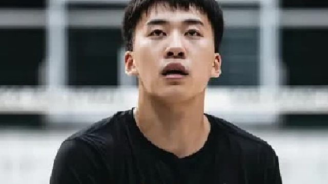 中国男篮未来的内线双塔？