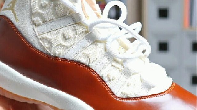 AJ11 “神”配色来了？快速开箱简评