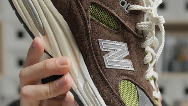 Cathari x New Balance 991V2 反转抹茶