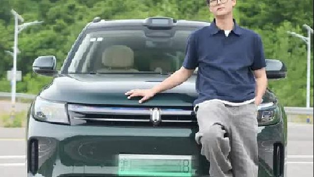 问界 新M7，国民SUV质价比之选