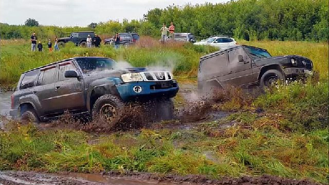 各路SUV泥地越野对比，帕杰罗、吉姆尼和奔驰大G，究竟谁更强？