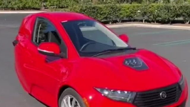 汽车只有一个座位非常适合单身人群驾驶