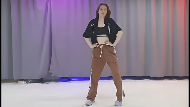 俄罗斯姑娘才艺表演24.03.31_小逗比(安娜)02