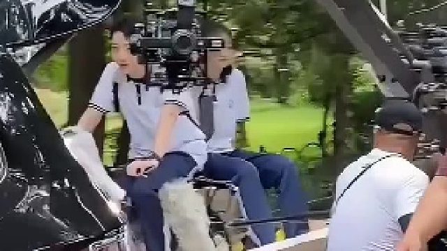 不然为什么拍个戏成本那么高？