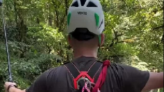 青春肆意飞扬，热爱经久不息