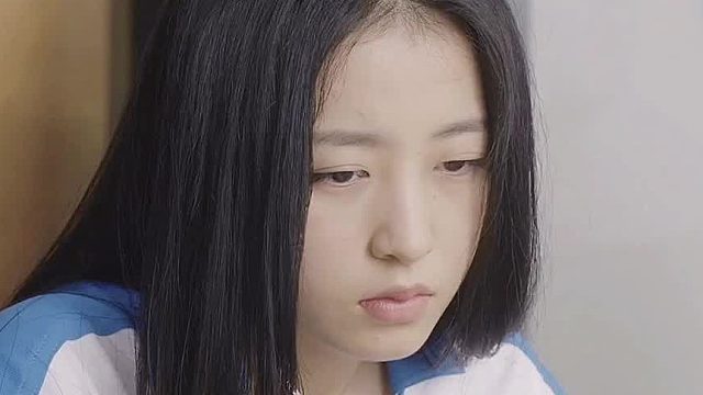 继母欲逐女离家，生父生母举动令人寒心！