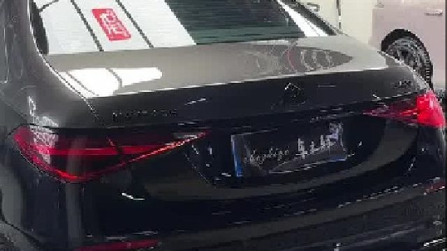 奔驰迈巴赫！改装极夜版加双拼色改色！欣赏成品