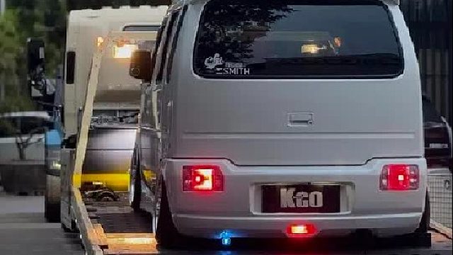 帅卡车上驼着细节满满都北斗星