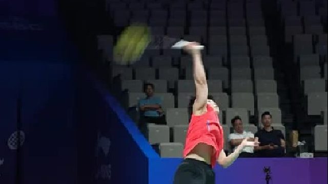 场边视角学习小马达的跑动