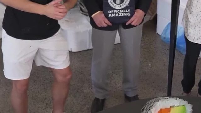 挑战做出世界上最大寿司