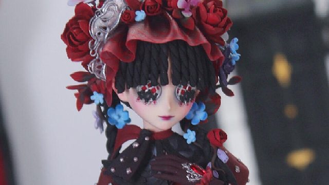 小女孩石榴碟小姐实体化！