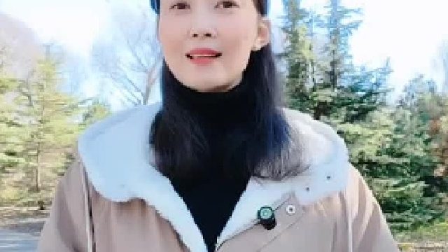 因为长的太帅被女生疯狂倒追