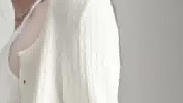 好想给你花钱啊 但是我没有