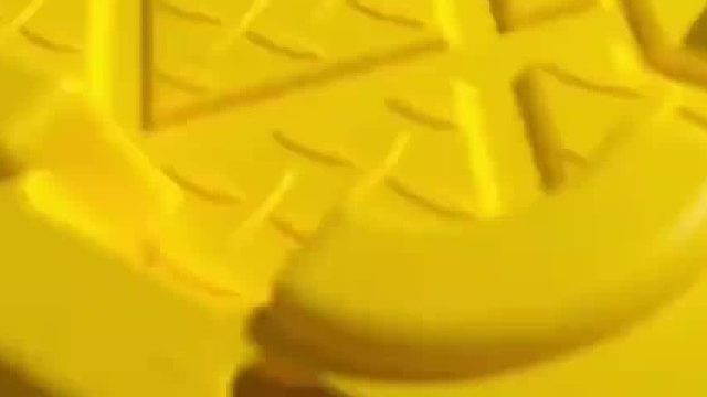 外国小哥哥沉浸式削木头