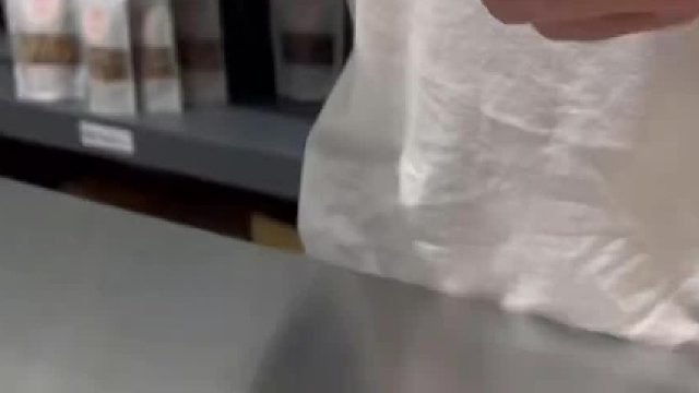 外国小哥哥打包巧克力  助眠视频  体验