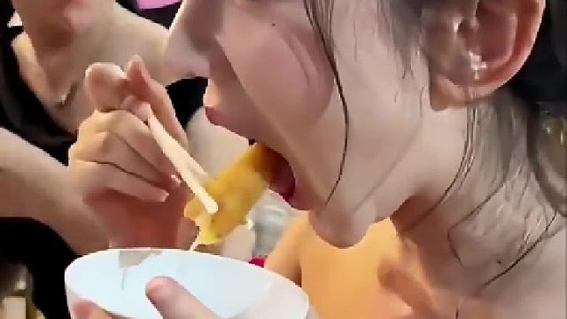 吃个饭用了必杀技