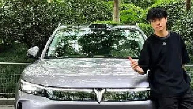 这台岚图FREE 会是华为系SUV中的“代言者”吗？